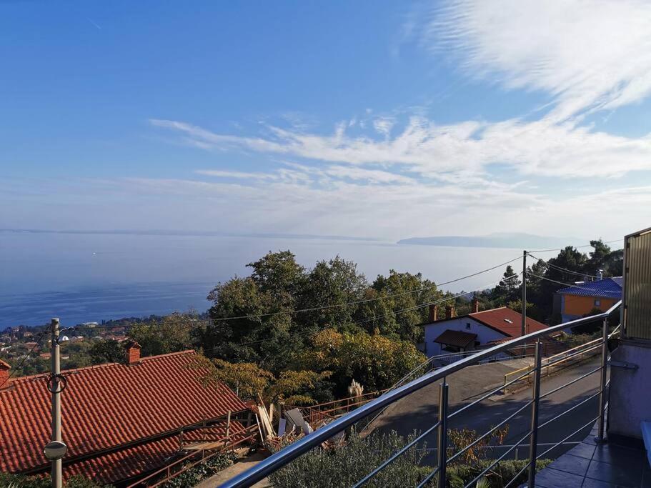 Ferienwohnung Mit 180° Meerblick Dobreć Exteriér fotografie