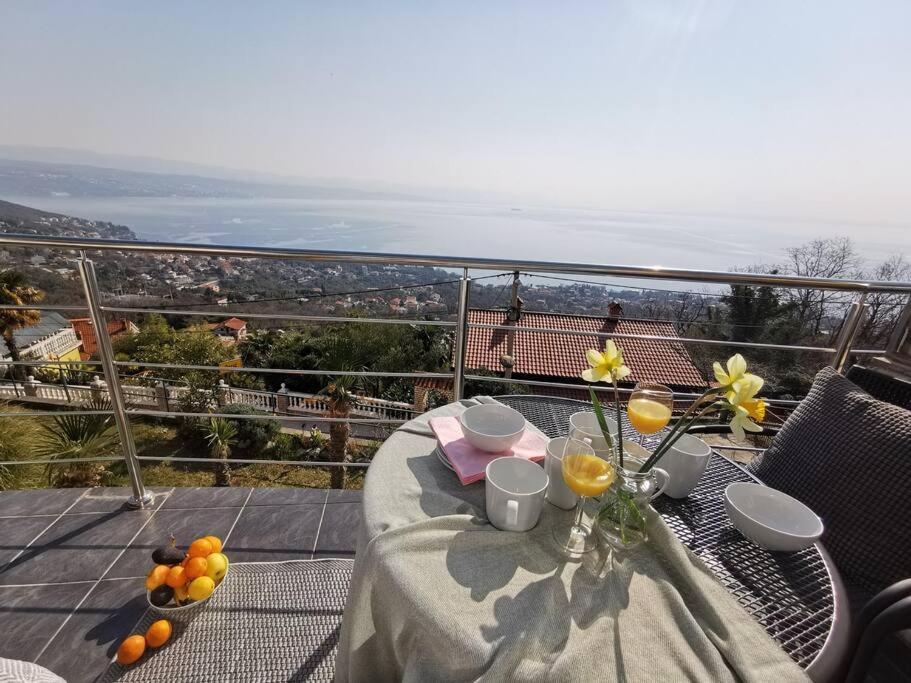 Ferienwohnung Mit 180° Meerblick Dobreć Exteriér fotografie